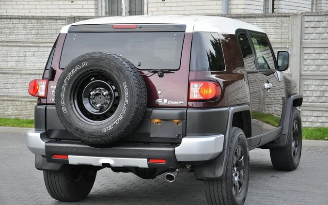 Toyota FJ cena 85900 przebieg: 203000, rok produkcji 2007 z Bełchatów małe 407